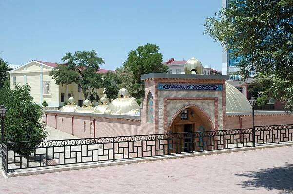 Nakhchivan (city) – Travel guide at Wikivoyage