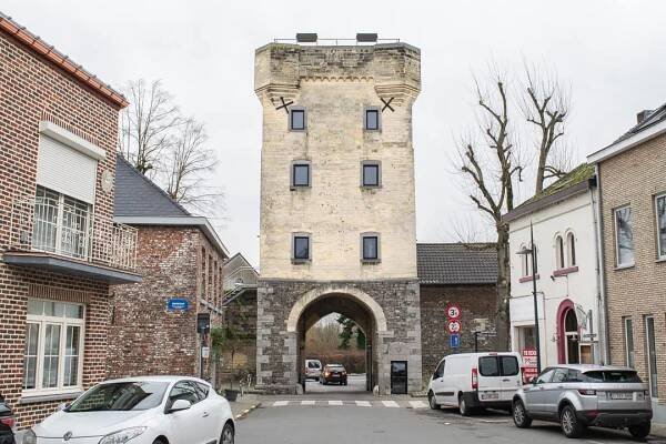 Moerenpoort Gate, Visiting Tongeren