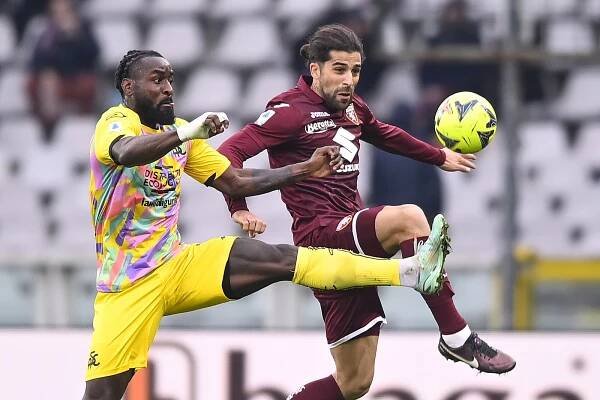 FC Turín bez Zimy podlehl Spezii 0:1, Bergamo rozstřílelo Salernitanu 8:2