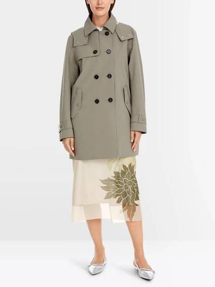 Outdoorjacke mit Kapuze