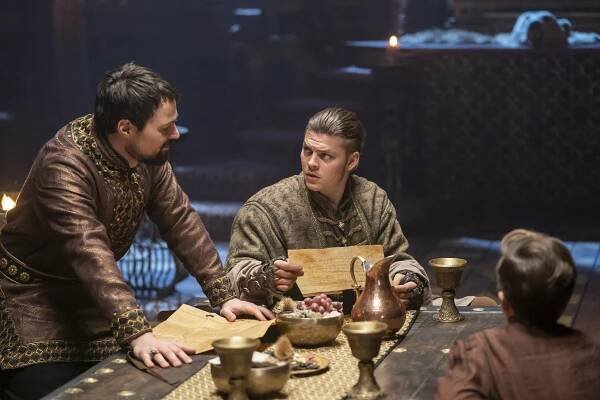 Vikingové - Klíč - Z filmu - Danila Kozlovskij, Alex Høgh Andersen