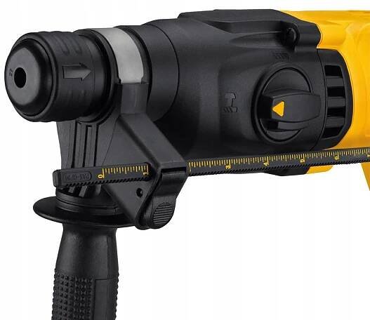 PŘÍKLEPOVÁ VRTAČKA 18V SDS-PLUS 2.6J BEZKARTÁČOVÁ 1X4.0AH KUFR DEWALT za 8035.00CZK - Allegro