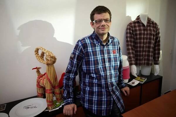 FOTO: Martin Jaroš je tvůrcem legendárních reklam na Vodafone s Petrem Čtvrtníčkem či na T-mobile s Jakubem Kohákem – stránka 3