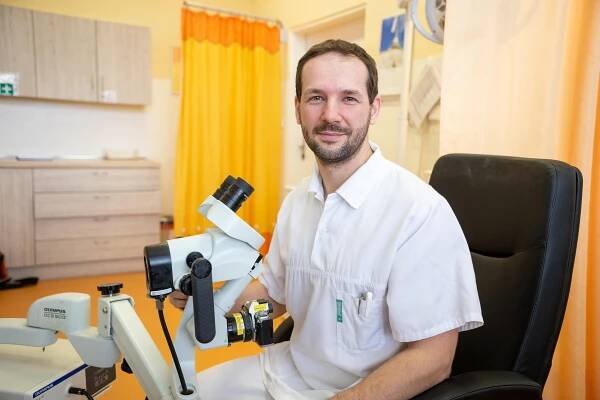 „S rakovinou děložního čípku se setkáváme častěji, než bychom chtěli,“ říká gynekolog MUDr. Radek Laža