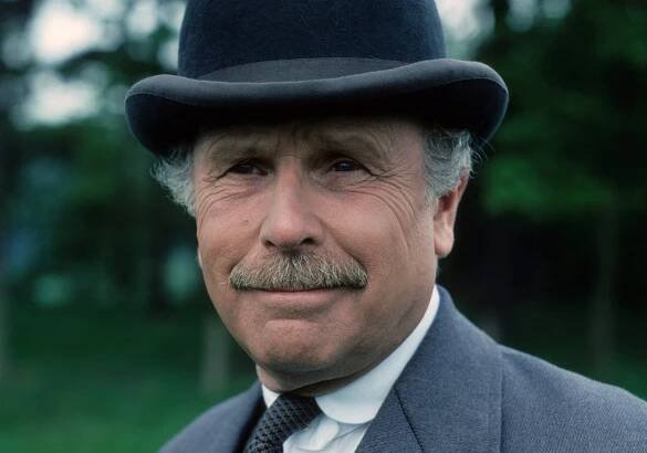 Z deníku Sherlocka Holmese - Záhada na Thorském mostě - Z filmu - Edward Hardwicke