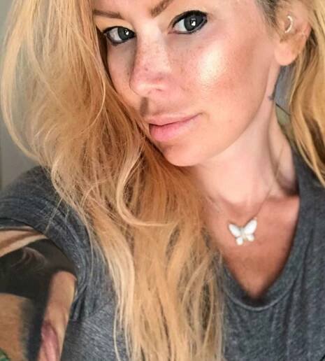Jenna Jameson Says She's Starting to Walk On Her Own After January Sickness: 'Up on My Feet'