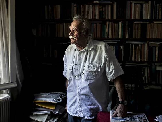 Manolis Glezos Dies at 97; Tore Down Nazi Flag Over Athens