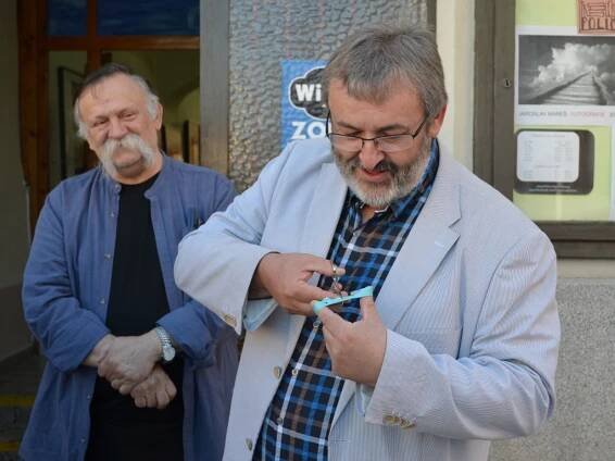 Vydejte se do knihovny za snímky Jaroslava Mareše