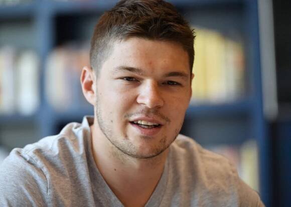 Hokejista Tomáš Hertl se vypracoval v jednu z opor klubu San Jose Sharks.
