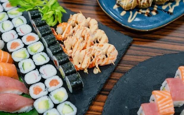 Slevomat: Sushi sety s 26 až 85 ks: losos,.. - Skrz.cz