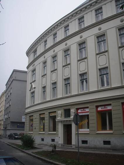 Ostrava - Partyzánské nám.2, realizace v r. 2008 - Winro