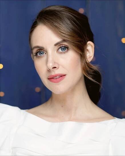 Alison Brie – Forehead, Nose, Skin, Lip, Chin, Smile, Eye…