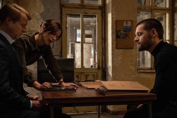 Jay Paulson, Heida Reed, Luke Kleintank - FBI: International - Neměl jsem ji opouštět - Z filmu