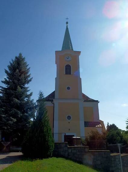 Římskokatolická farnost Slavkov u Opavy – Wikipedie