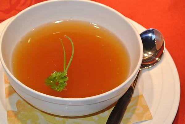 Consommé z bizona