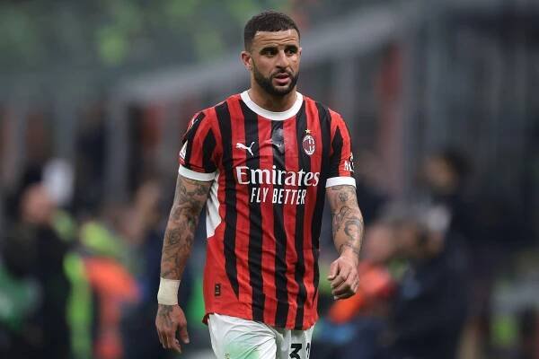 Kyle Walker of AC Milan during a Coppa Italia match.