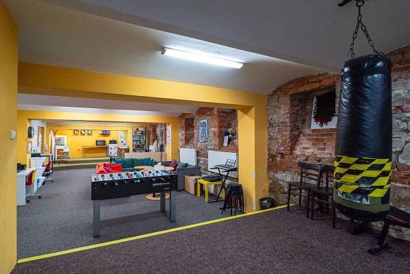 NZDM Klub Bunkr, Nový Jičín — Děti a mladí lidé — Služby | Bunkr, o.p.s.