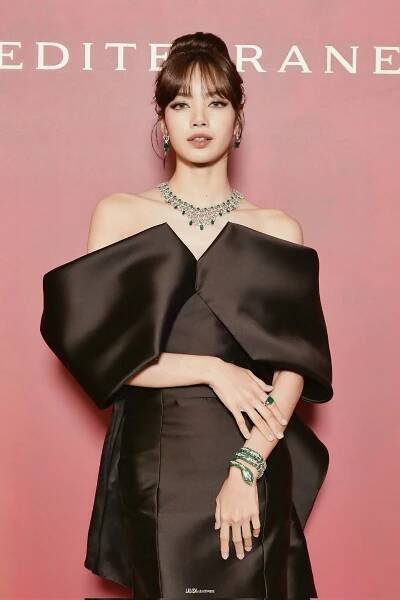 Lisa Aka Lalisa Manobal - Hair, Head, Lip, Shoulder, Eyel...