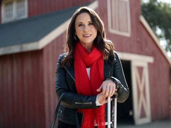 Hallmark Fans Are So Emotional After Lacey Chabert Posts Rare Family Instagram