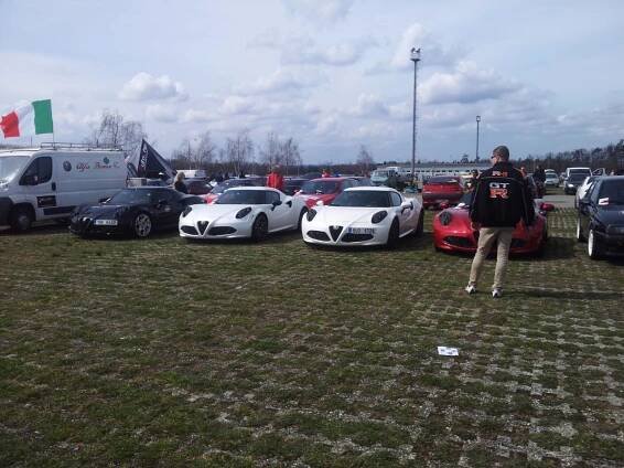 Autodrom Brno den otevrene drahy 12.4.2015, Brno - Fotky