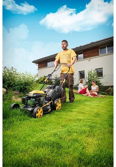 Benzínová sekačka Riwall PRO RPM 4735