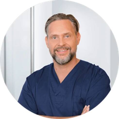 Dr. Jochen H. Schmidt, "Master of Science in Oral Implantology and Surgery", leitender Zahnarzt des Carree Dental in Köln.