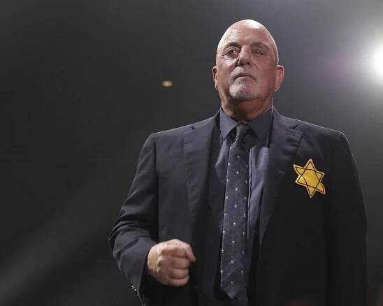 Billy Joel dons Jewish star against Neo-Nazis