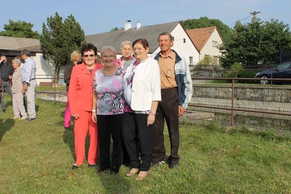 Oficiální stránky obce Kaliště (Vysočina) - Setkání rodáků a přátel obce Kaliště 9.9.2017