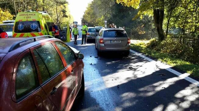 Velká dopravní nehoda u Toužimi uzavřela hlavní tah na Karlovy Vary | Krimi Plzeň