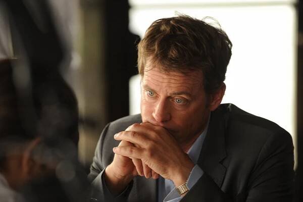 Mizera - Bigamist - Z filmu - Greg Kinnear