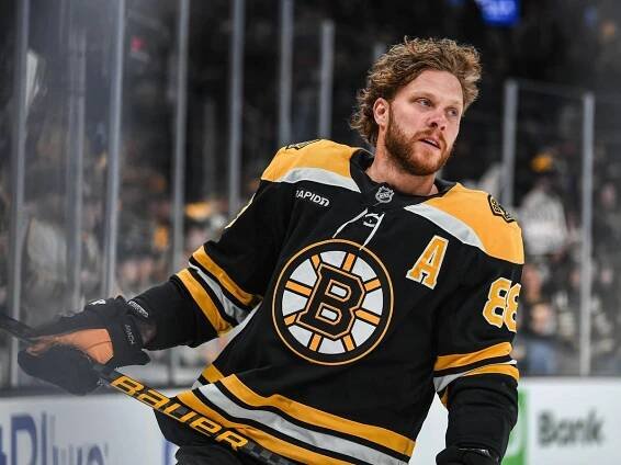 David Pastrňák: Plat a kariéra v Boston Bruins