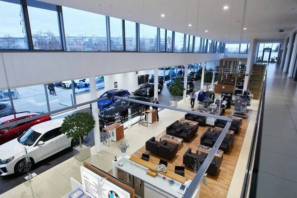 Informace o společnosti - BMW AutoWallis - BMW Praha, BMW Hradec Králové - Březhrad a BMW Pardubice