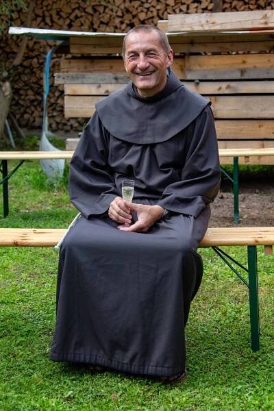 Ve Vejprnicích byla sloužena mše na poděkování za 25 let kněžství o. Igora Bibka - Diecéze plzeňská 