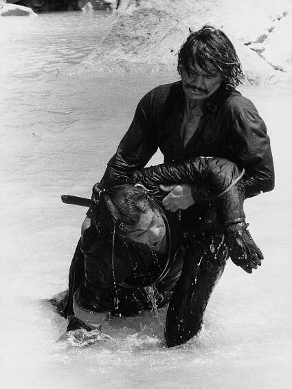 Rivalové pod rudým sluncem - Z filmu - Toširó Mifune, Charles Bronson