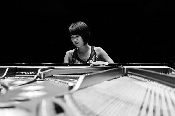 Performances with the Mahler Chamber Orchestra