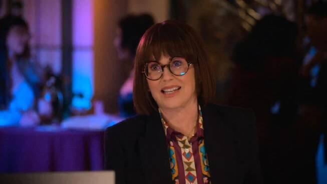 Megan Mullally - Actress, Singer, Comedian