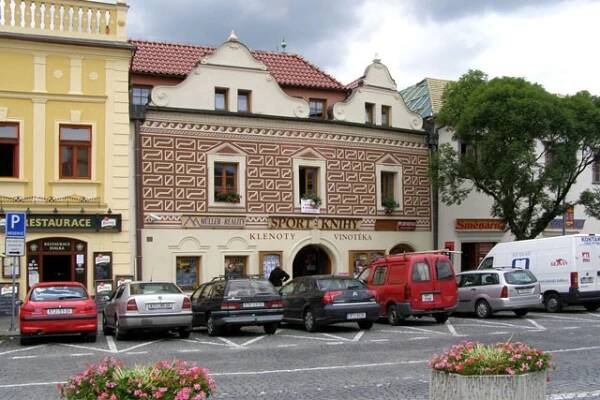 KLENOTY FIALKA SUŠICE - Živéfirmy.cz