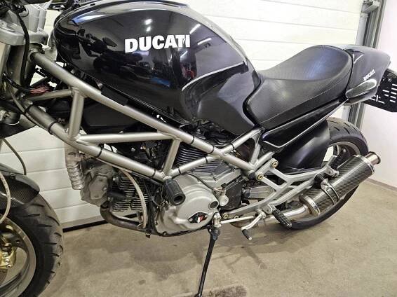 Ducati Monster 1000 i.e.