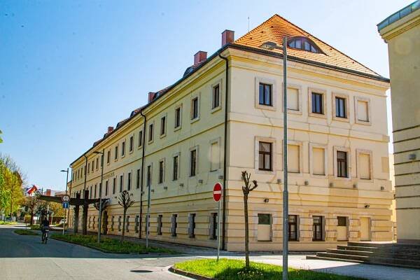 Zbrojnice (Hradec Králové)