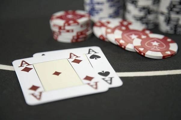 Druhá nejvyšší výhra v pokeru pro Čecha, Kabrhel si odnesl 68 milionů