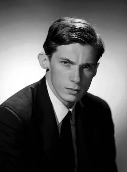 Portraits of Glenn Gould Shine Light on one of Canada’s Great Photographers – Glenn Gould Foundation