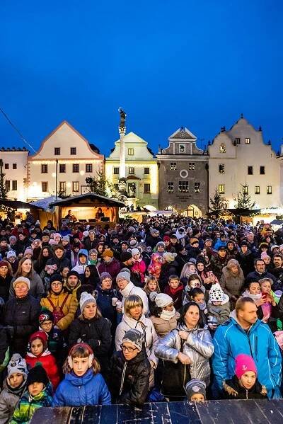 Český Krumlov ruší kvůli covidovým opatřením adventní program na náměstí