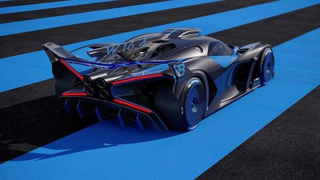 Dokonalý Chiron? Bugatti představilo vůz, který má na okruzích přepisovat rekordy. Potkáme ale Bolide na silnici?