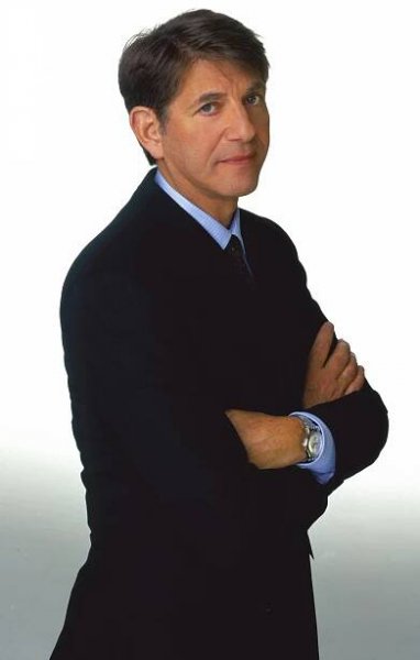 Obžalovaná - Promo - Peter Coyote