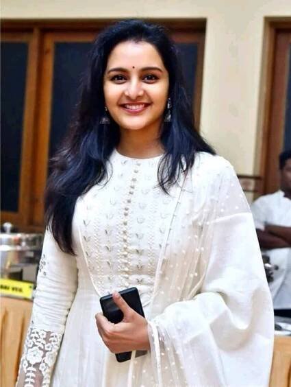 Manju Warrier Beautiful Look Image