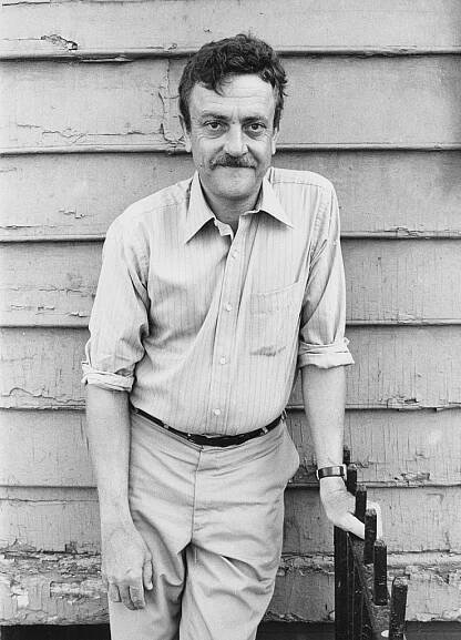 What Early Drafts of Slaughterhouse-Five Reveal About Kurt Vonnegut’s Struggles