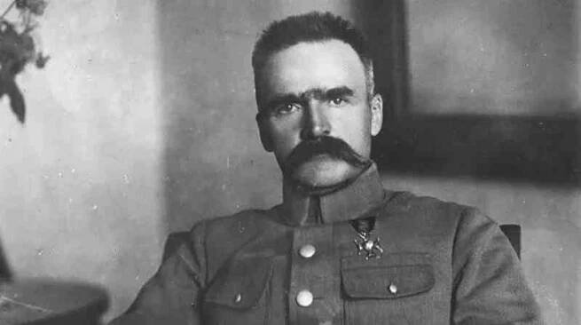 „Pakt Piłsudski-Hitler”: smlouva mezi vlkem a ovcí
