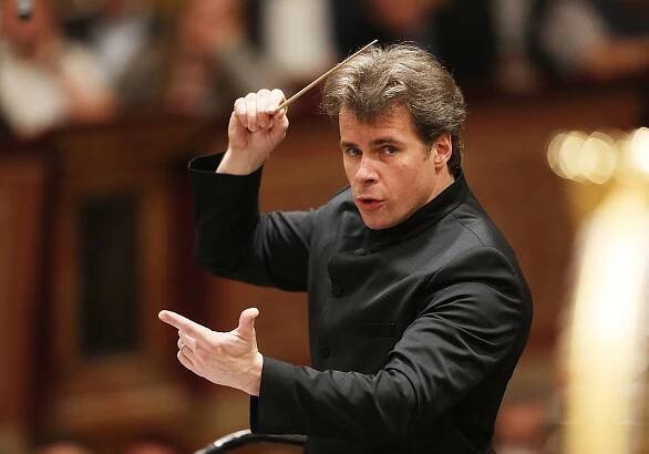 Dvořákovu Prahu zahájí Jakub Hrůša v údernickém tempu. Pódia přivítají špičkové interprety