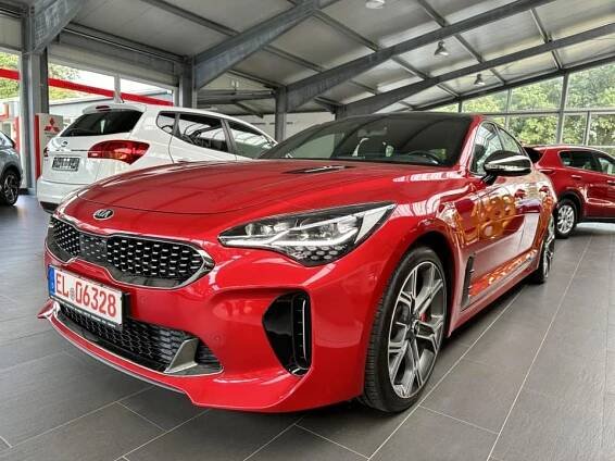 Kia Stinger GT aneb korejské Porsche Panamera nově obývá Valašské Meziříčí | Expertnadovozy