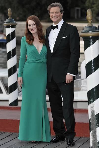 Soubor:Julianne Moore and Colin Firth Venice 2009.jpg – Wikipedie